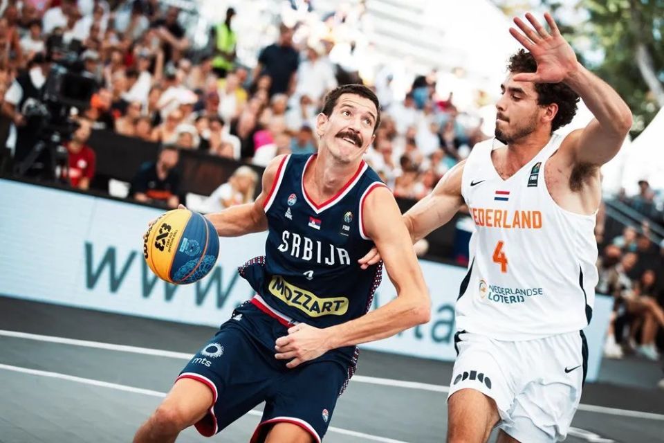 欧洲篮球冠军杯比赛开启，决出最强球队